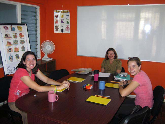 Volunteer in Costa Rica & Spanish Language Course  uVolunteer