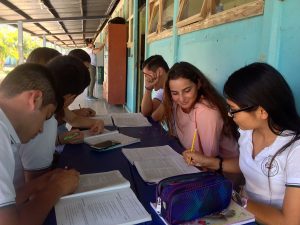 costa-rica-teaching-english-1