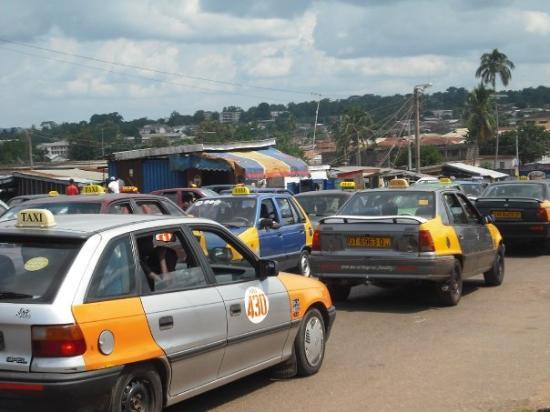 getting-around-ghana-taxi