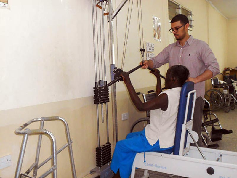 healthcare-volunteer-in-ghana-project